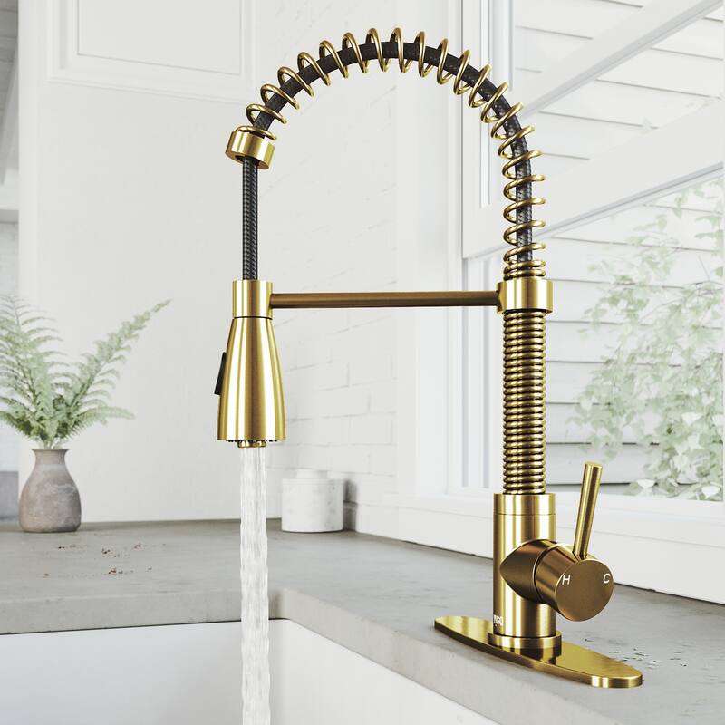 VIGO Brant 19" H Single Handle Pull-Down Sprayer Kitchen Faucet