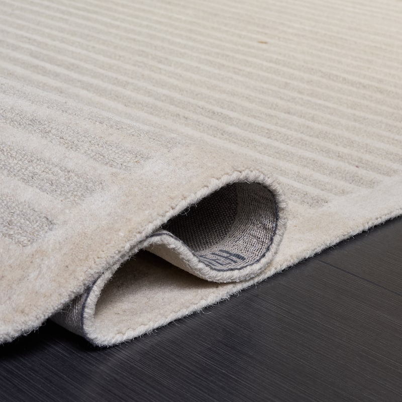 SAFAVIEH Handmade Ebony Sawako Wool Rug