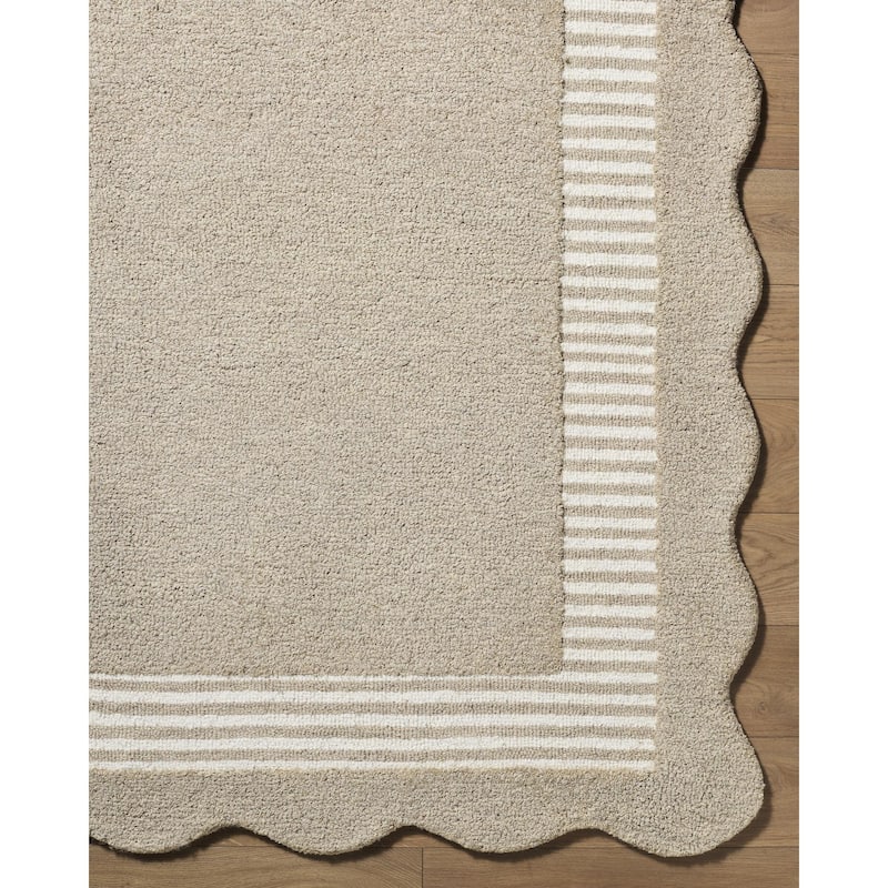 Livabliss Scalloped Modern & Contemporary Area Rug
