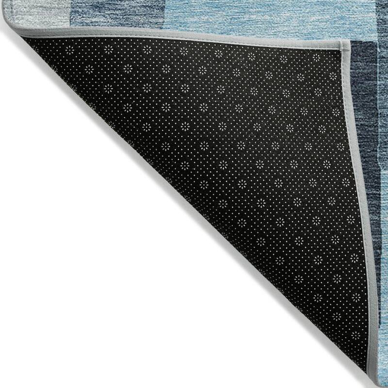 Machine Washable Indoor/ Outdoor Contempoary Blocks Chantille Rug