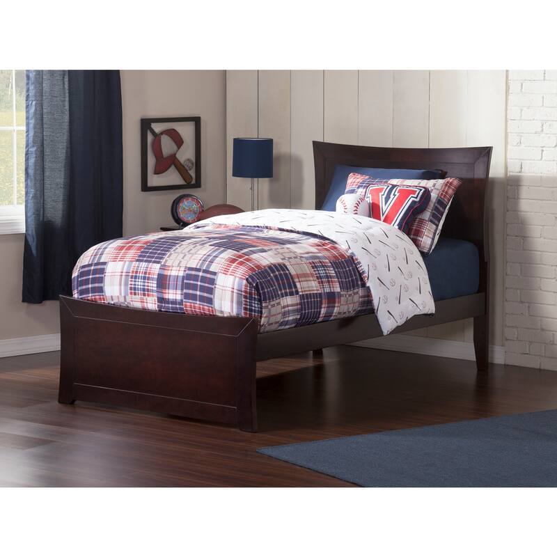 Traditional Full Bed Frame with Footboard - Victorian Style Bed - White Finish - HomeStock