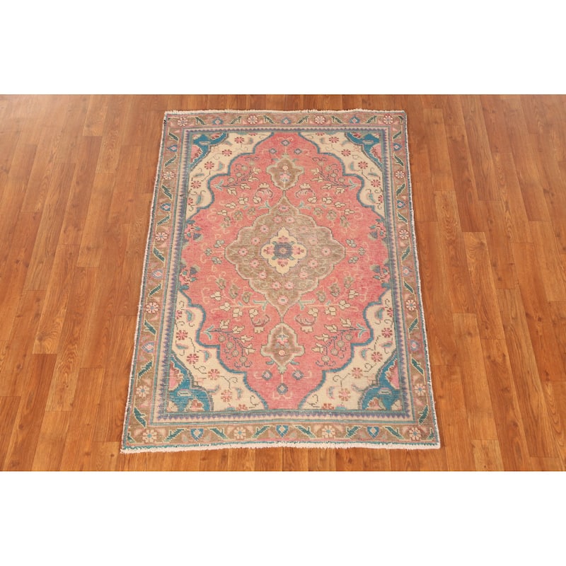 Hand Knotted Oriental 100% Wool Carpet Traditional Floral Pink Tabriz Area Rug - 4' 9'' X 3' 3''