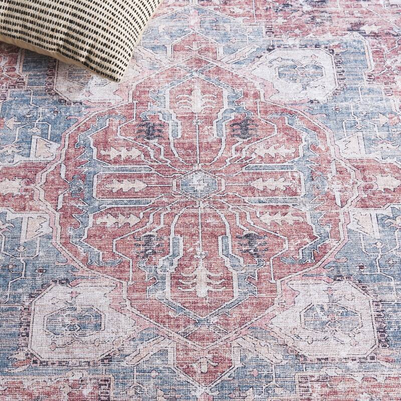 SAFAVIEH Vintage Heriz Ozoda Machine Washable Rug