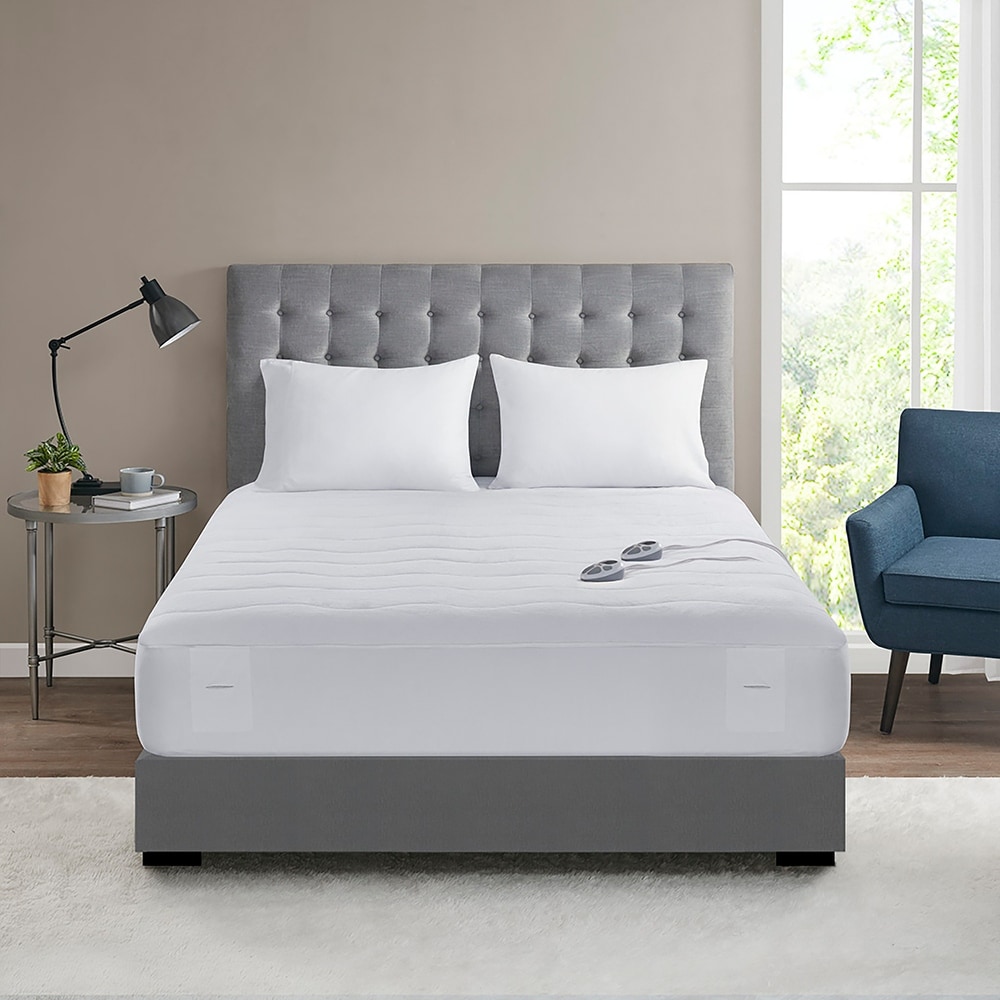https://ak1.ostkcdn.com/images/products/is/images/direct/b36ed04131ccd2cfaf61a65d67e45c9564f25498/Plush-White-Heated-Mattress-Pad-by-Serta.jpg