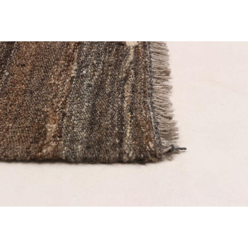 Sivas Brown Kilim 5'2" x 6'9" - 5'2 x 6'9
