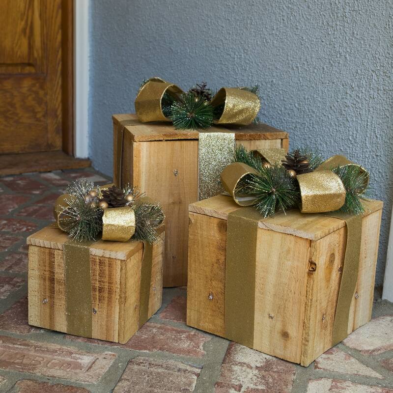 Alpine Corporation 3-Piece Decorative Wooden Christmas Gift Box Set with LED Lights