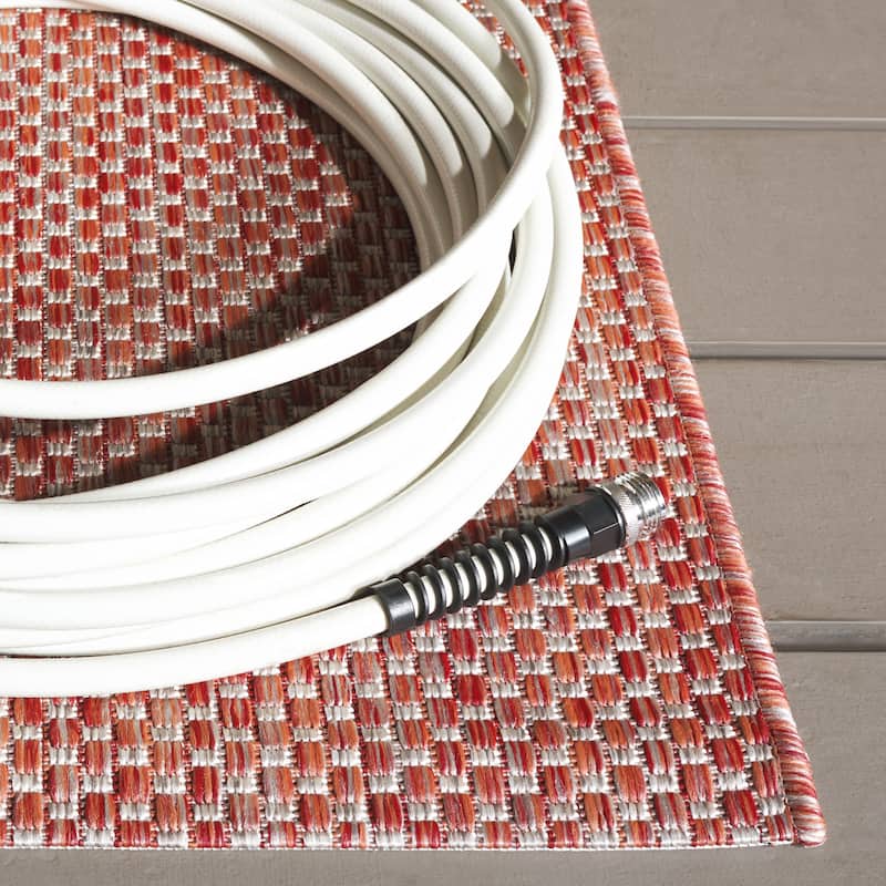 SAFAVIEH Courtyard Begajeta Indoor/Outdoor Waterproof Patio Backyard Rug.
