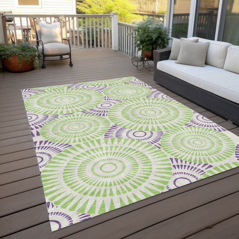 Machine Washable Indoor/ Outdoor Chantille Modern Burst Rug