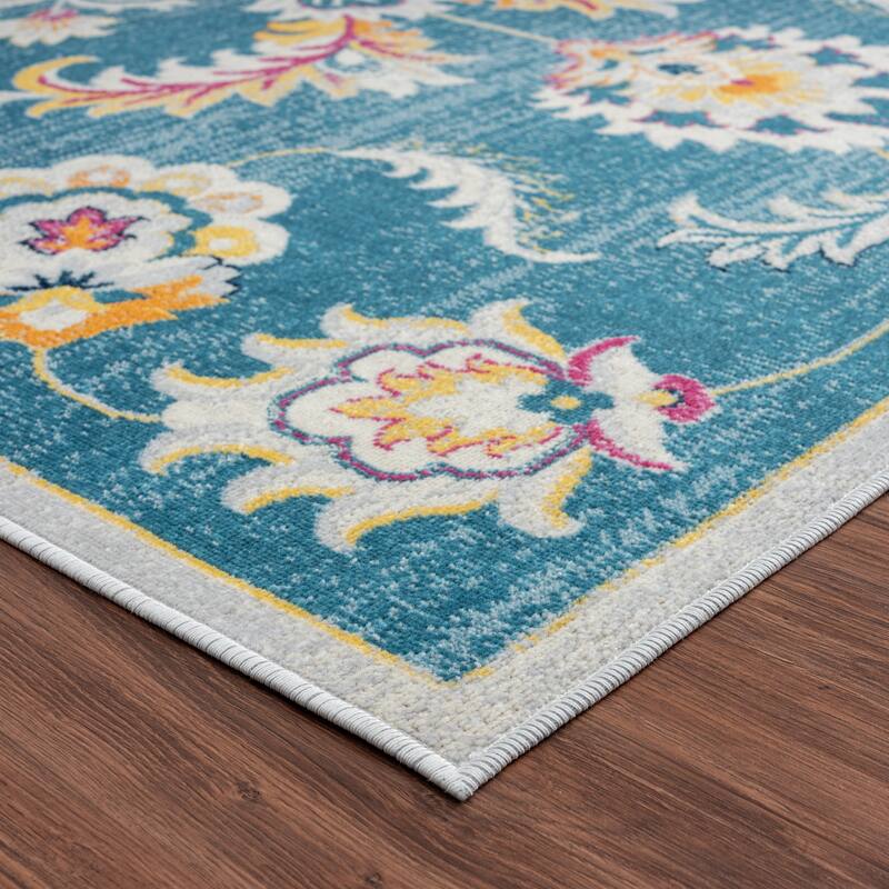 Sevita Traditional Floral Boho-Chic Area Rug