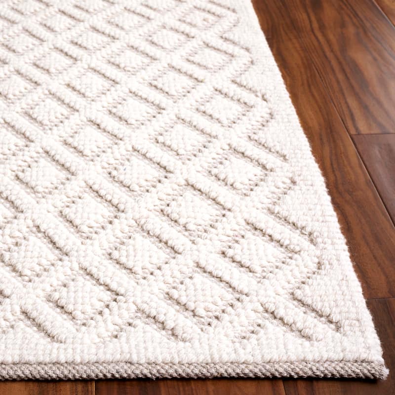 SAFAVIEH Handmade Vermont Latrice Wool Rug
