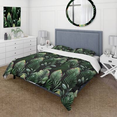 Designart 'Palm And Tropical Green Leaves On Dark Background' Tropical Duvet Cover Set