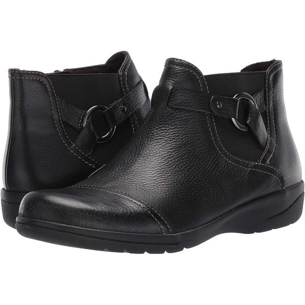 clarks cheyn track ankle boot