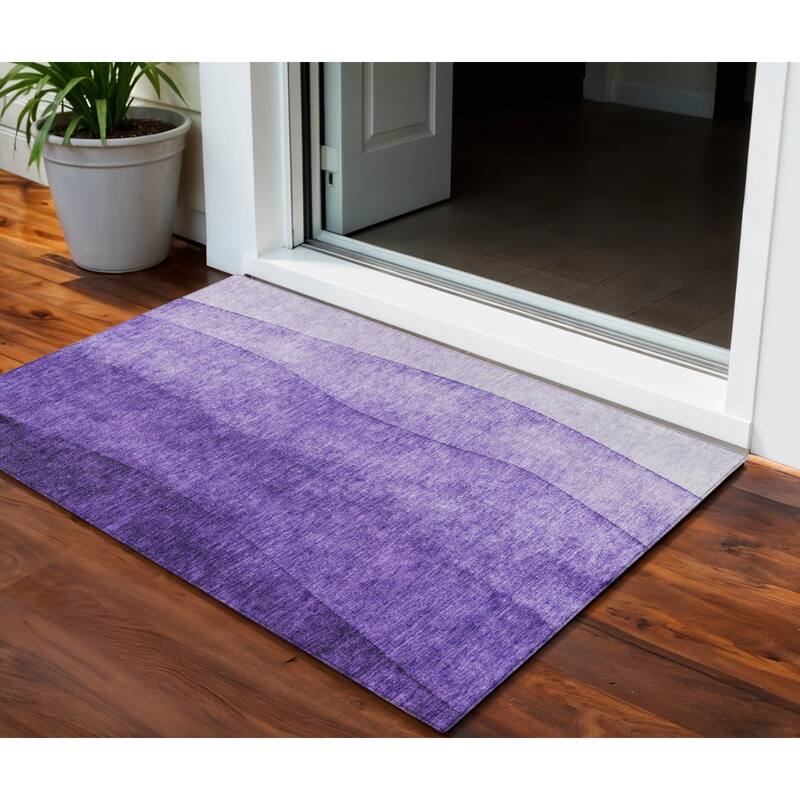 HomeRoots Ombre Transitional Rectangle Outdoor Rug - 3' x 5'
