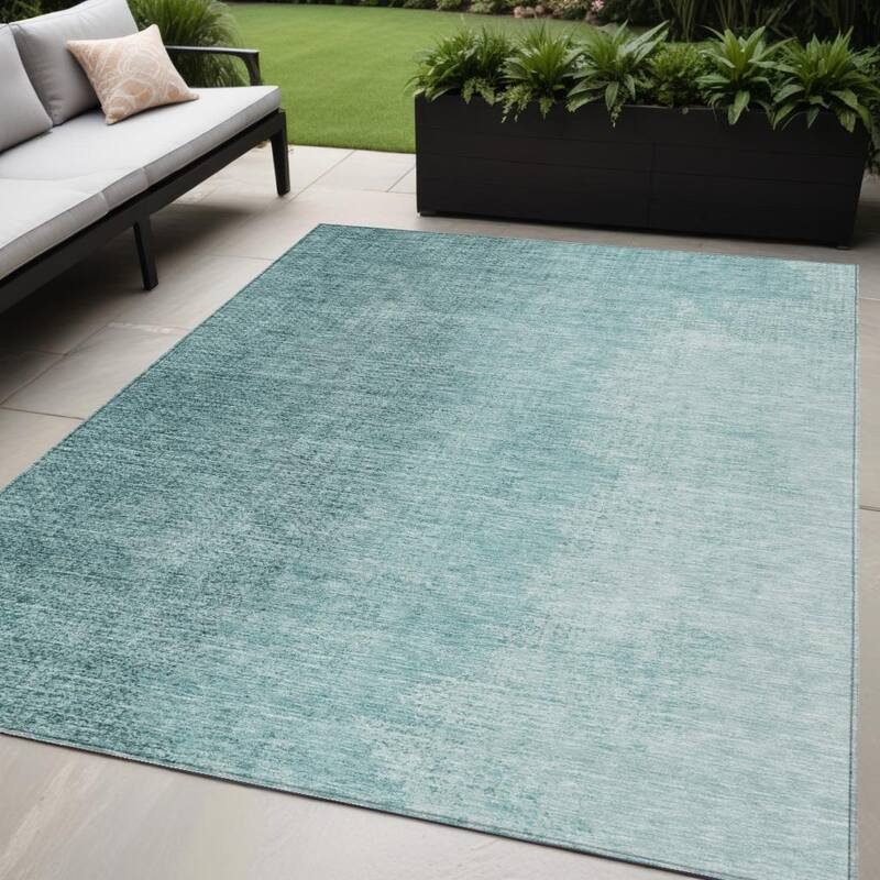 HomeRoots Abstract Transitional Rectangle Outdoor Rug - 5' X 8'