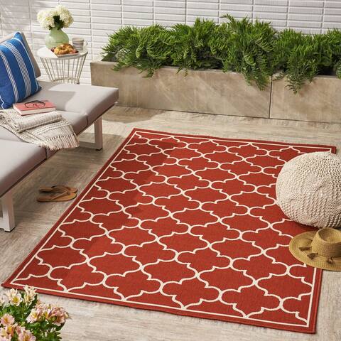 Thornhill Indoor/Outdoor Geometric Area Rug by Christopher Knight Home