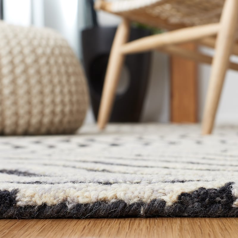 SAFAVIEH Handmade Metro Epiphanie Stripe Wool Rug