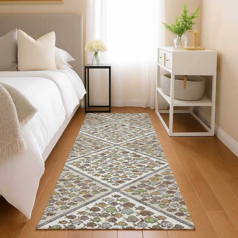 Machine Washable Indoor/ Outdoor Diamond Fish Chantille Rug