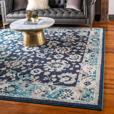 Traditional Koakburg Collection Area Rug