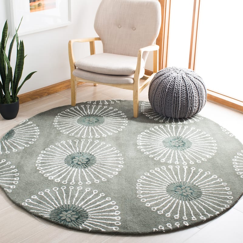 SAFAVIEH Handmade Soho Chimere Dandelion Pattern New Zealand Wool - 8' x 8' Round - Grey/Ivory - Runner/Round