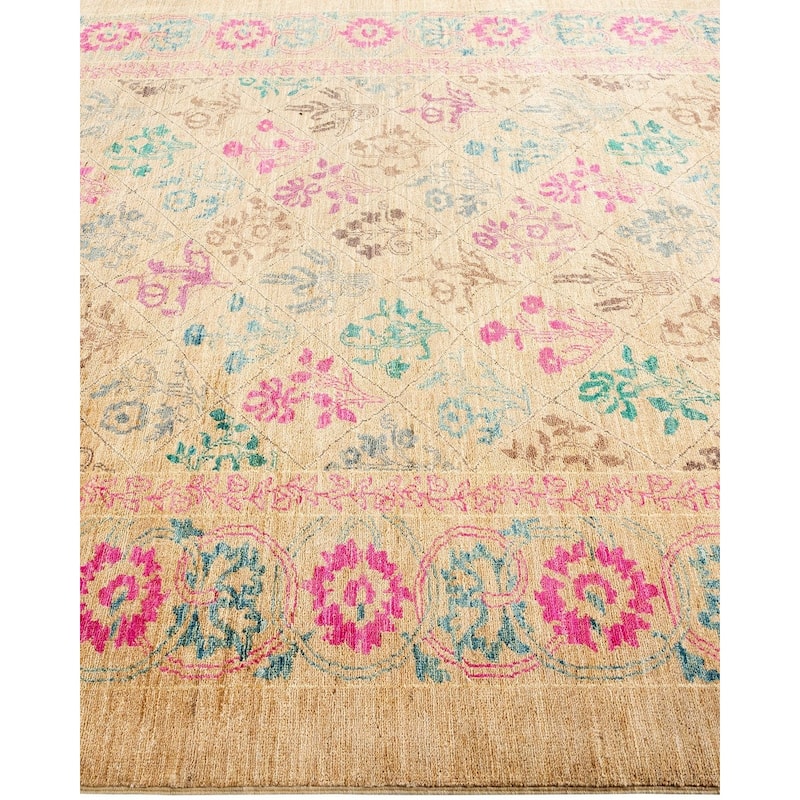 Overton Hand Knotted Wool Vintage Inspired Modern Contemporary Eclectic Beige Area Rug - 6' 5" x 8' 10"