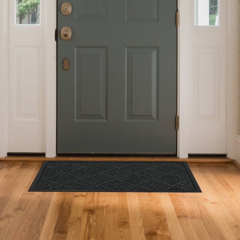 Front Door Mat Non-Slip Backing Entry Mat Low Profile Doormat In Grey