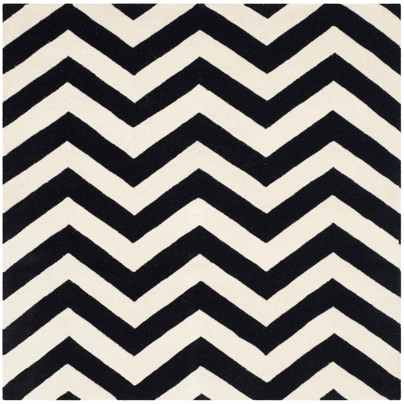 SAFAVIEH Handmade Chatham Traudel Modern Moroccan Wool Rug - 5' Square - Ivory/Black