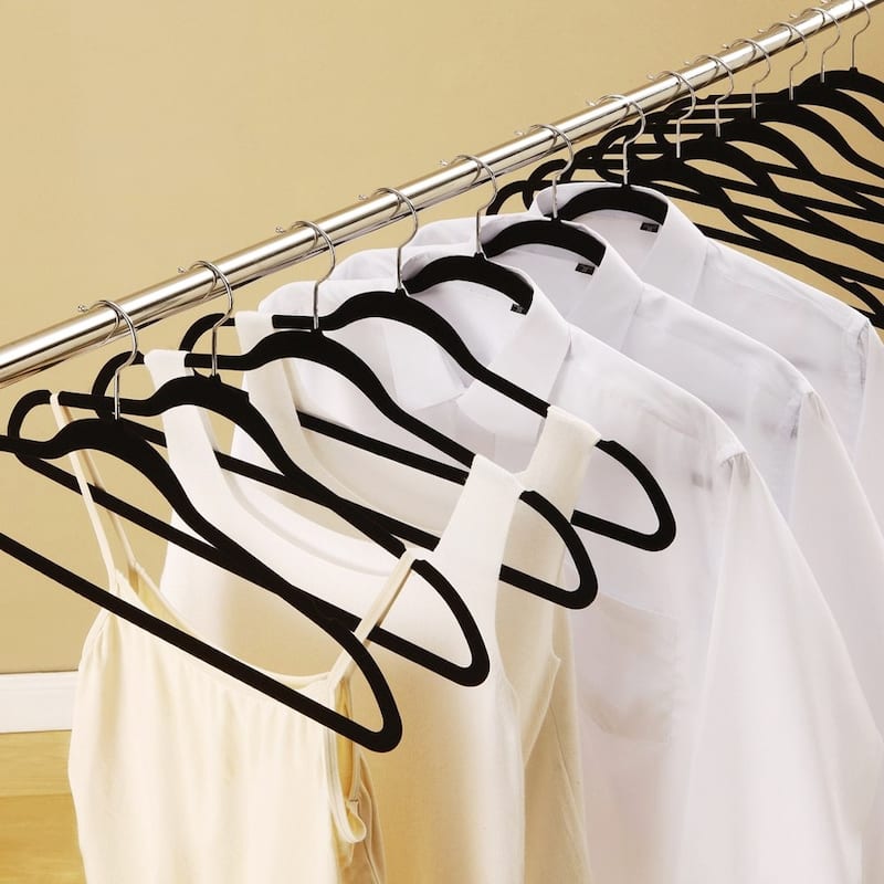 Yaheetech Velvet Flocked Hangers with Cascade Hook (100 Pack)