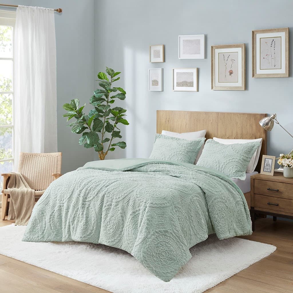 GDF Studio - Arya Embroidered Medallion Fake Fur Ultra Plush Comforter Mini Set