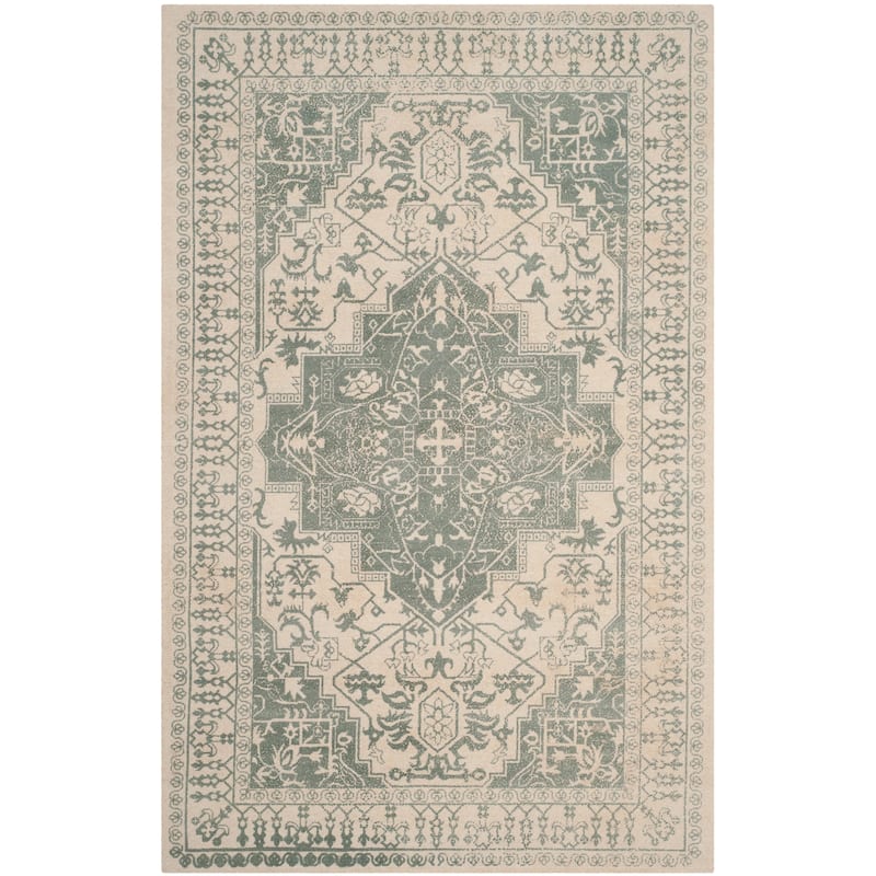 SAFAVIEH Handmade Restoration Vintage Boho Grisha Oriental Wool Rug