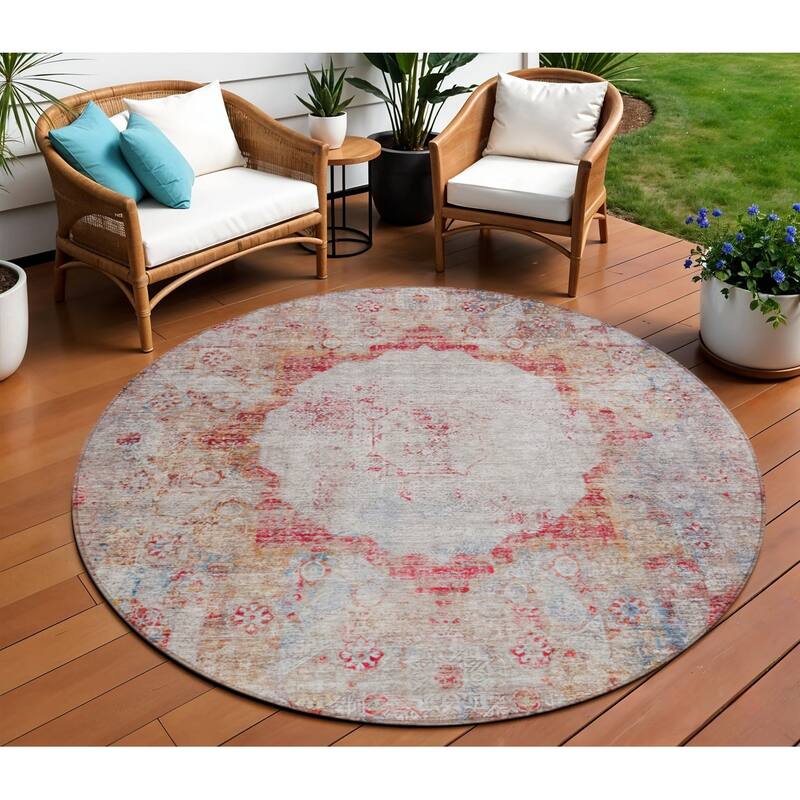 HomeRoots Oriental Traditional Rectangle Outdoor Rug - 8' Round