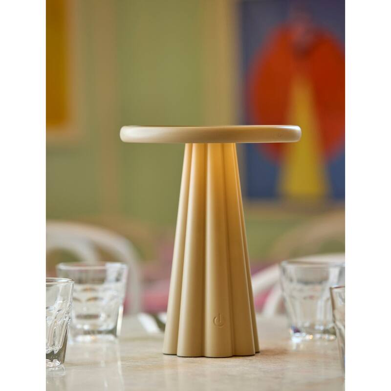 Mattie Cordless LED Table Lamp