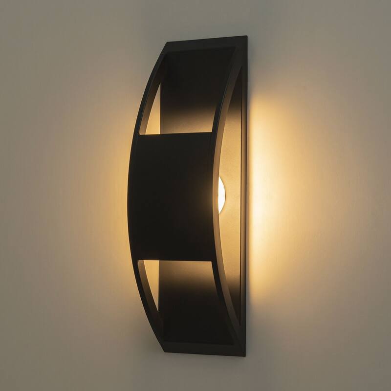 1-Light Matte Black Integrated LED Outdoor Wall Sconce