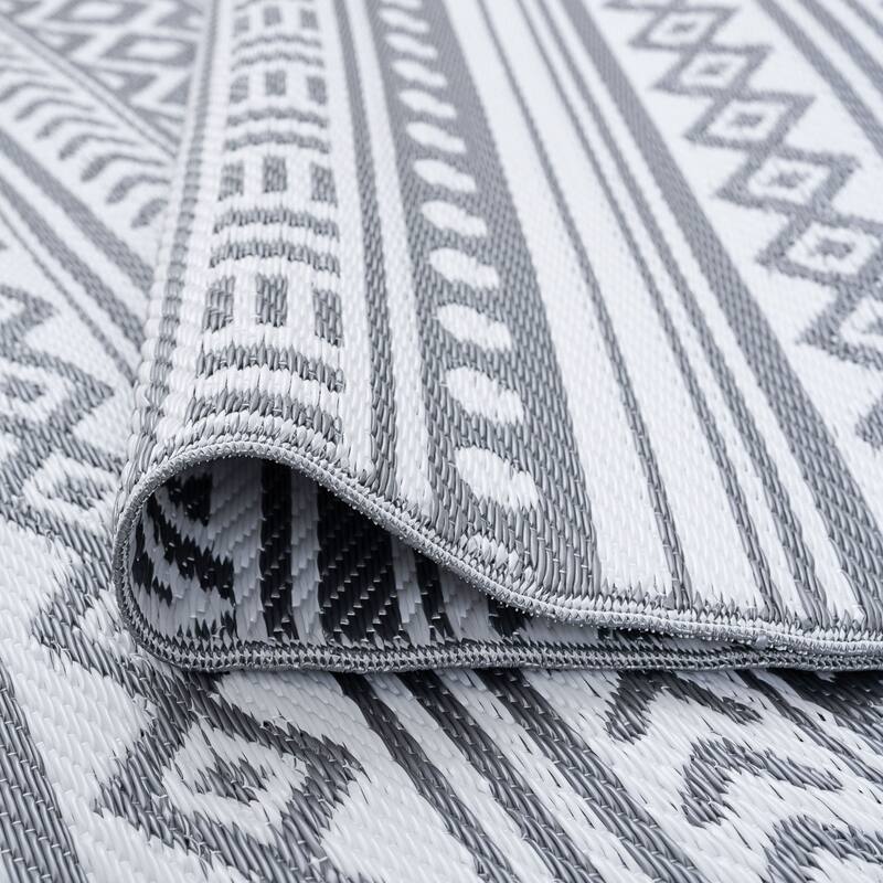 Sundown Beach Stripe Indoor/Outdoor Area Rug