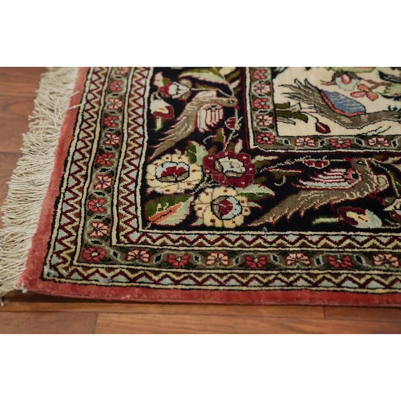 Hand Knotted Oriental 100% Silk Carpet Traditional Floral Beige & Ivories Qum Area Rug - 5' 3'' X 3' 6''