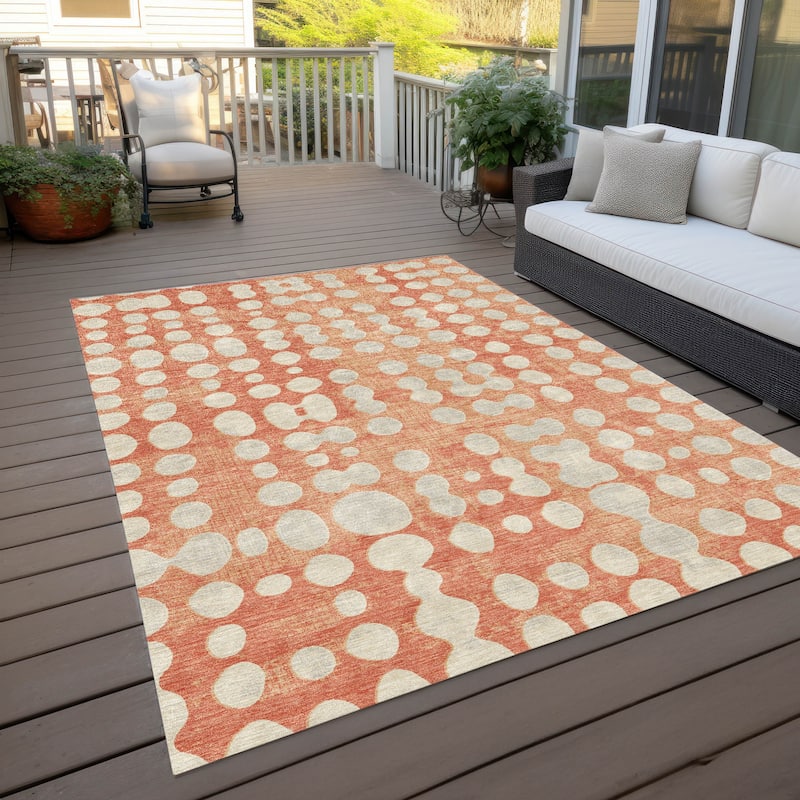 Machine Washable Indoor/ Outdoor Chantille Abstract Dots Rug