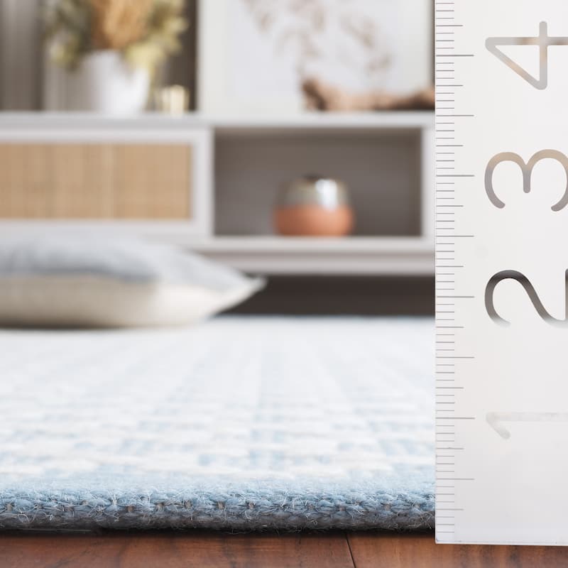SAFAVIEH Hand-Woven Vermont Dedra Transitional Wool Rug