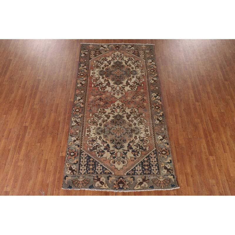 Bakhtiari Persian Vintage Rug Handmade Wool Carpet - 5'3"x 9'11"