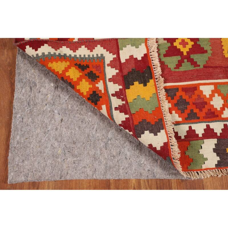 Vegetable Dye Kilim Qashqai Persian Vintage Flatweave Wool Carpet - 3'11"x 6'4"
