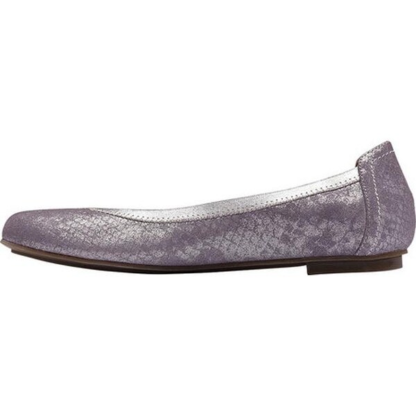 vionic caroll flat