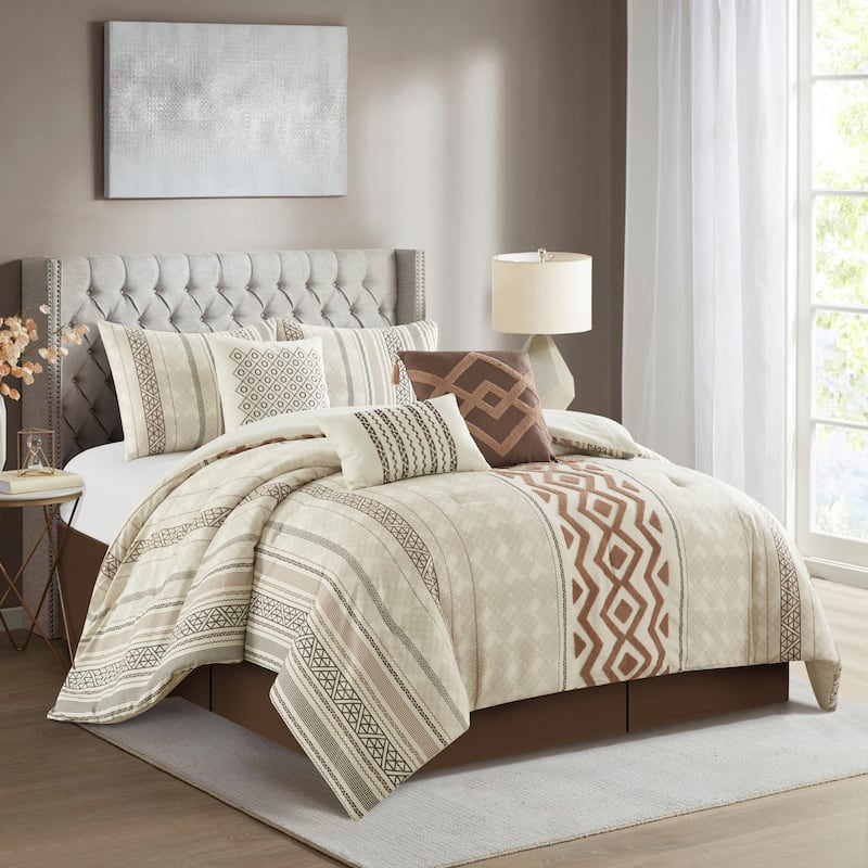 Nanshing Cerina 7 Piece Embroidered Comforter Set