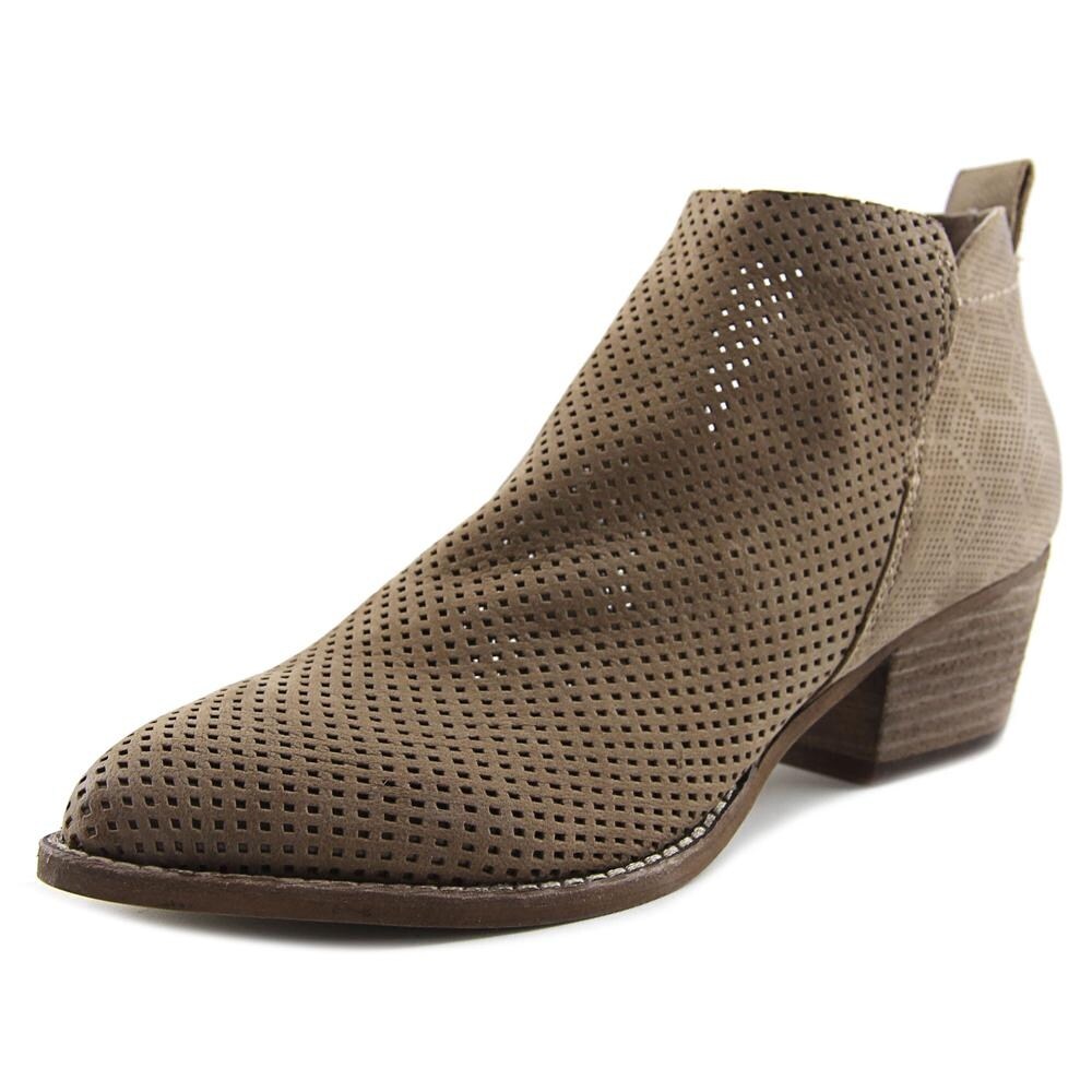 sonya pointy toe bootie
