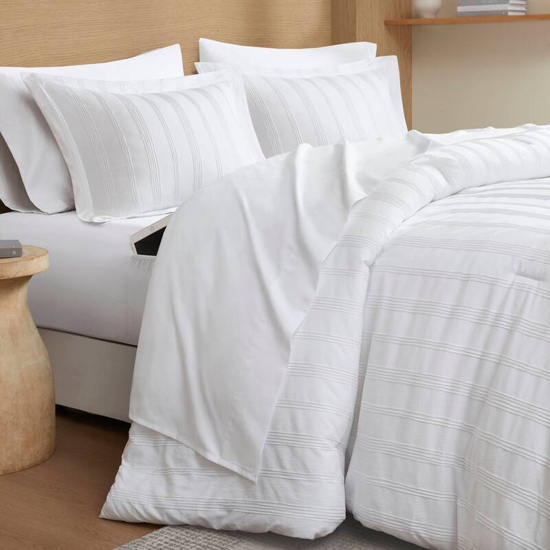 Chelsea Square Logan Woven Striped Comforter Set