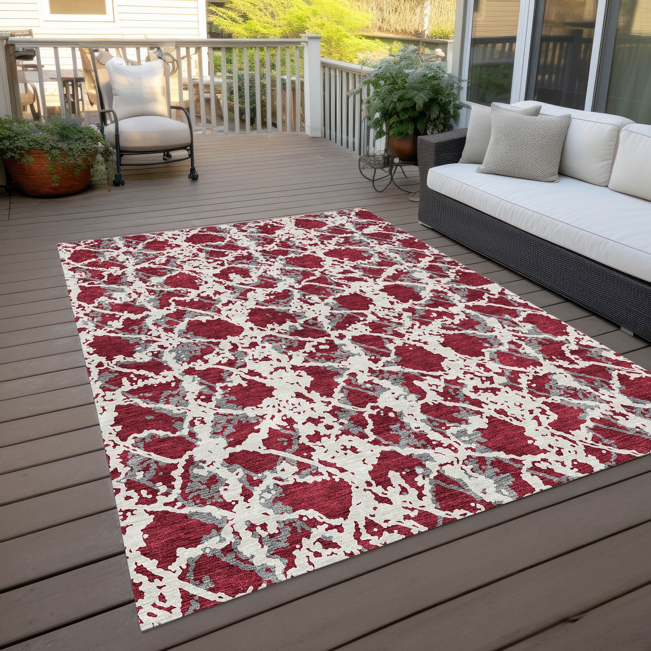 Machine Washable Indoor/ Outdoor Abstract Modern Chantille Rug