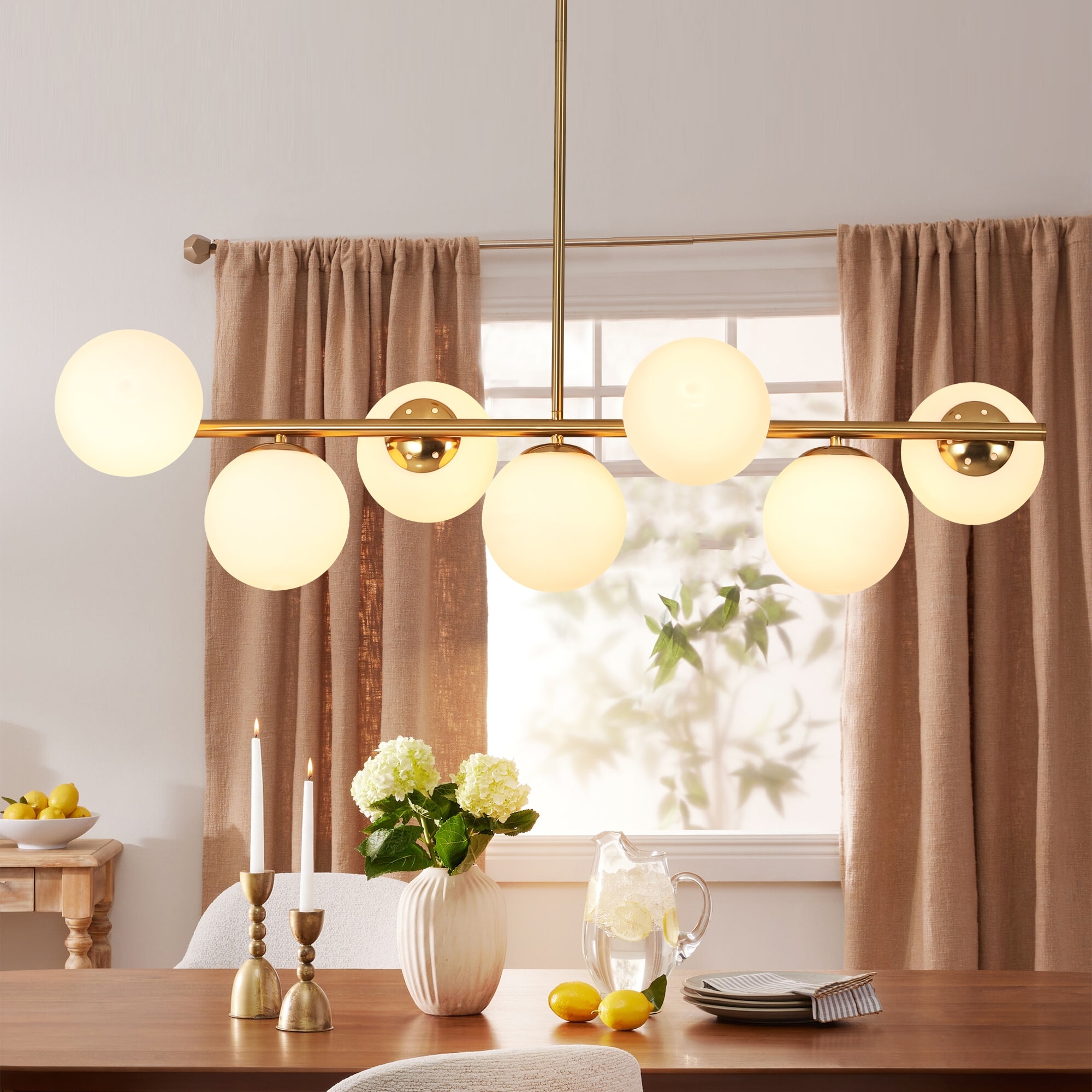Rennnsan 7-Light Modern Globe Glass Pendant Light with Adjustable Height for Dining Room and Kitchen Island