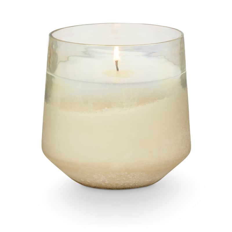 ILLUME Noble Holiday Winter White Candle