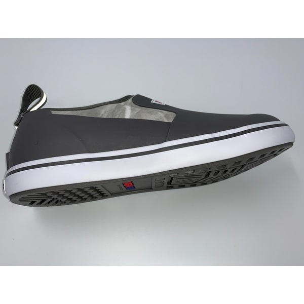 size 14 deck shoes