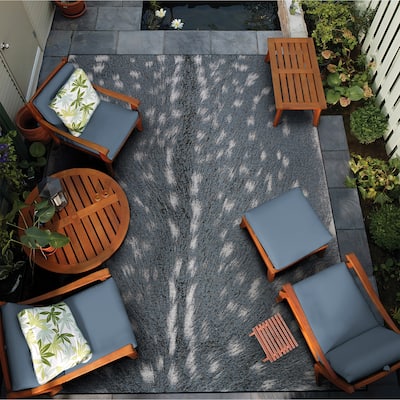 Gelato Spotted Coat Blue- Gray Indoor/ Outdoor Area Rug