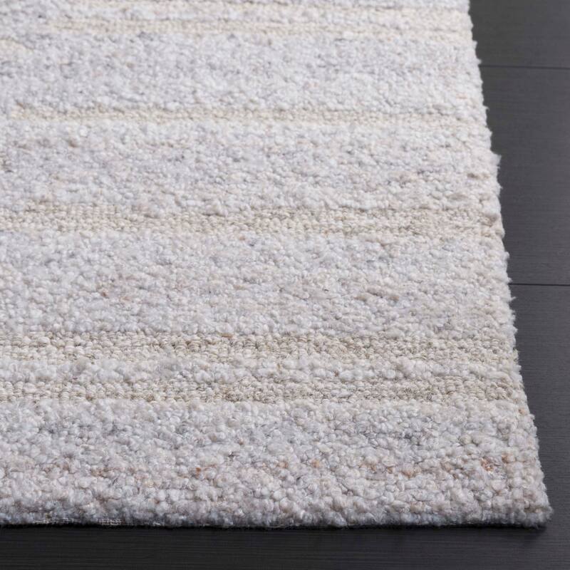 SAFAVIEH Handmade Pine Mizuho Rug