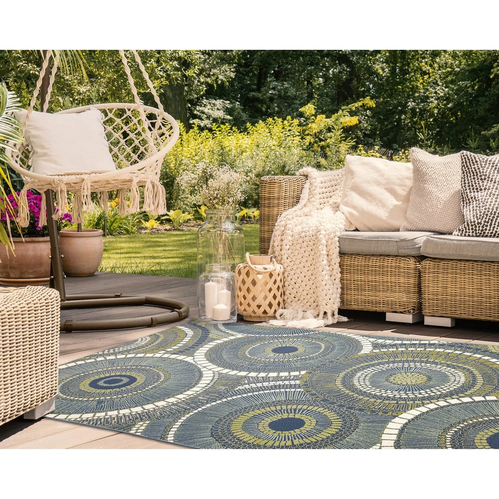 Liora Manne Marina Circles Indoor/Outdoor Area Rug