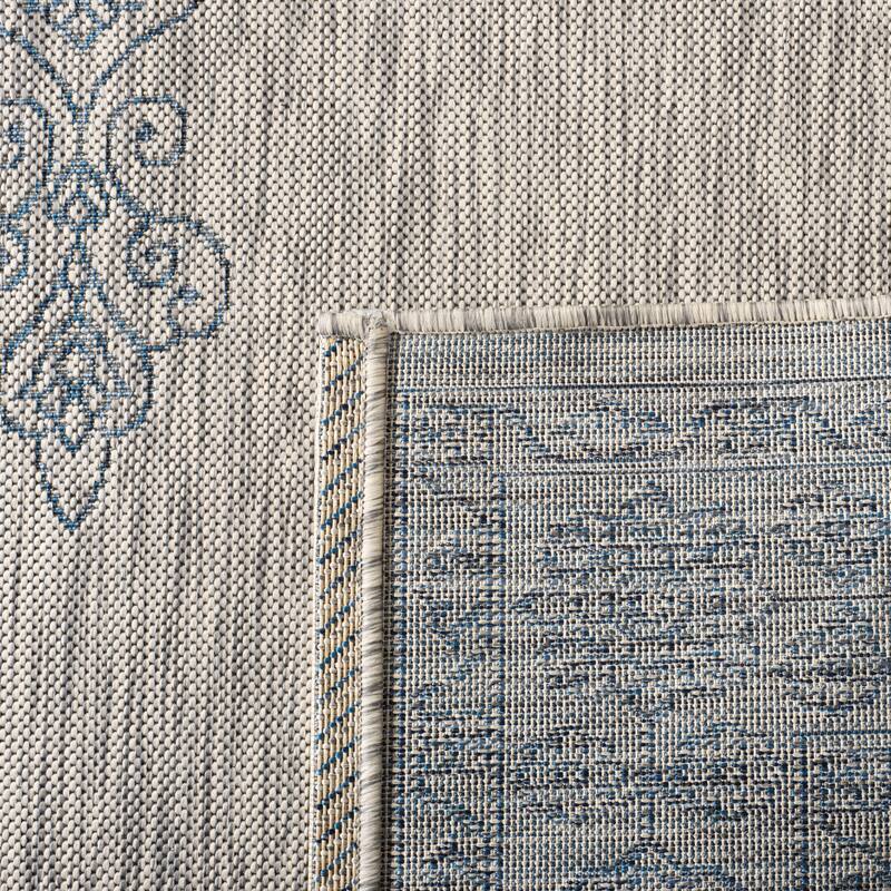 SAFAVIEH Courtyard Zikrija Indoor/ Outdoor Waterproof Patio Backyard Rug